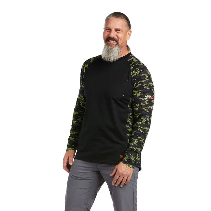 ARIAT - FR AC Stretch Camo Baseball T-Shirt. BLACK/LIME CAMO